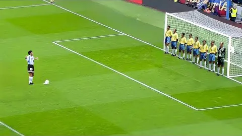 德尚透露：吉鲁加盟目标进球，望未来两个月保持健康无恙