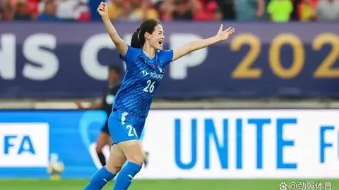 太阳惨败火箭，格林独得33分球队夺冠，布克得28分杜兰特伤退KD贡献11+7